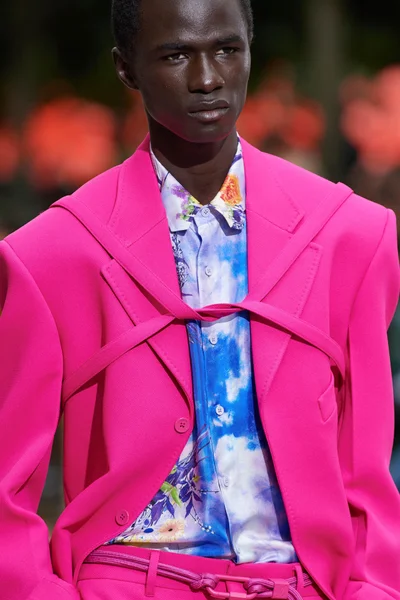 Look 62